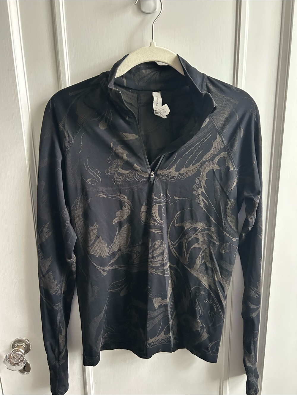 Athleta Momentum Quarter Zip Pullover Black Jacquard Swirl Seamless Top Medium